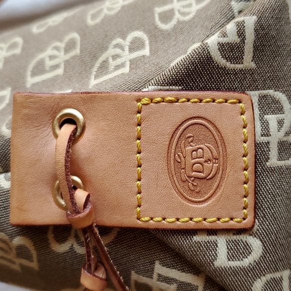 Dooney & Bourke authentic DB Initialed Handbag - Mid-90s - No scratches or scuff - Picture 2 of 5